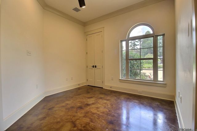7470 Sevenoaks Ave, Baton Rouge, LA 70806