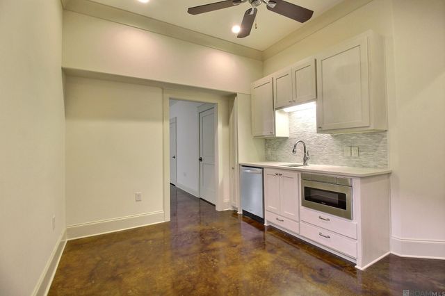 7470 Sevenoaks Ave, Baton Rouge, LA 70806