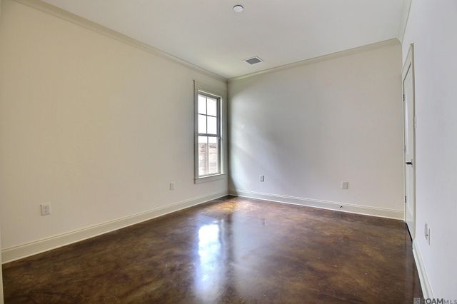 7470 Sevenoaks Ave, Baton Rouge, LA 70806