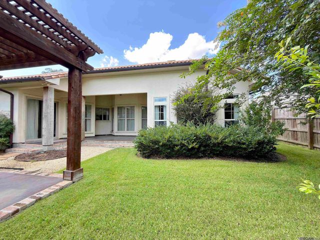 7470 Sevenoaks Ave, Baton Rouge, LA 70806