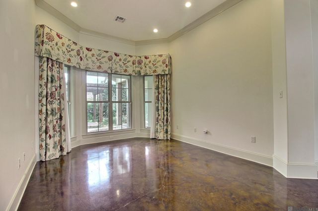 7470 Sevenoaks Ave, Baton Rouge, LA 70806