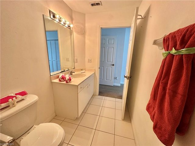 3614 Pine Oak CIR 103, Fort Myers, FL 33916
