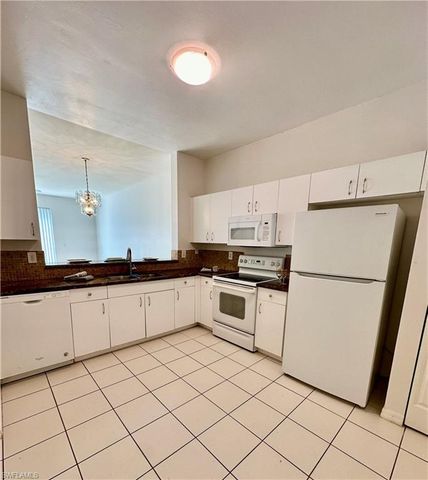3614 Pine Oak CIR 103, Fort Myers, FL 33916