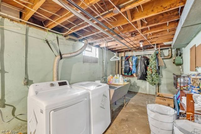 335 Melbourne Avenue, Akron, OH 44313