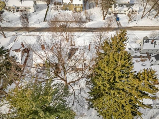 335 Melbourne Avenue, Akron, OH 44313