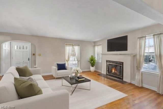 335 Melbourne Avenue, Akron, OH 44313