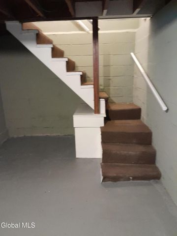 20 Orchard Road, Schodack, NY 12033