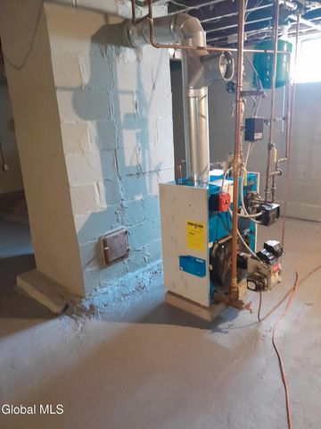 20 Orchard Road, Schodack, NY 12033