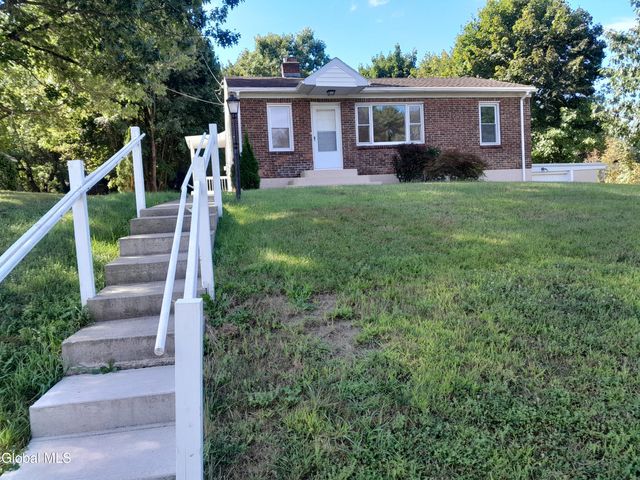 20 Orchard Road, Schodack, NY 12033