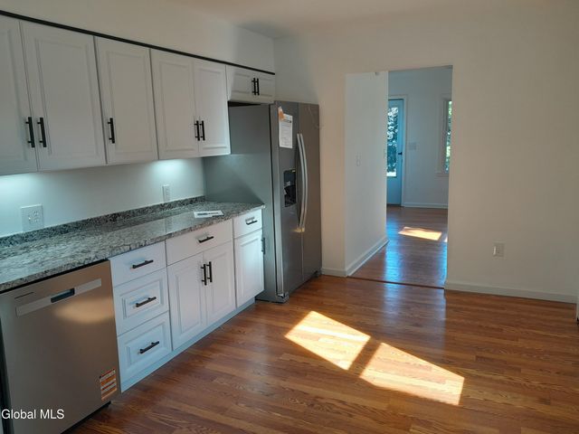 20 Orchard Road, Schodack, NY 12033