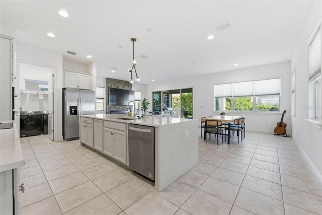 13261 OAKENSHAW LANE, Orlando, FL 32832