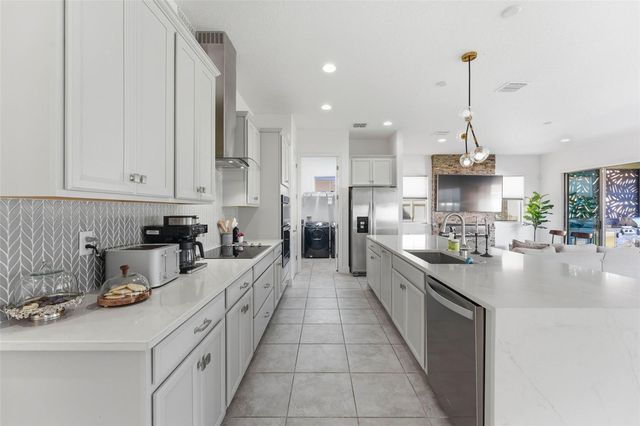 13261 OAKENSHAW LANE, Orlando, FL 32832