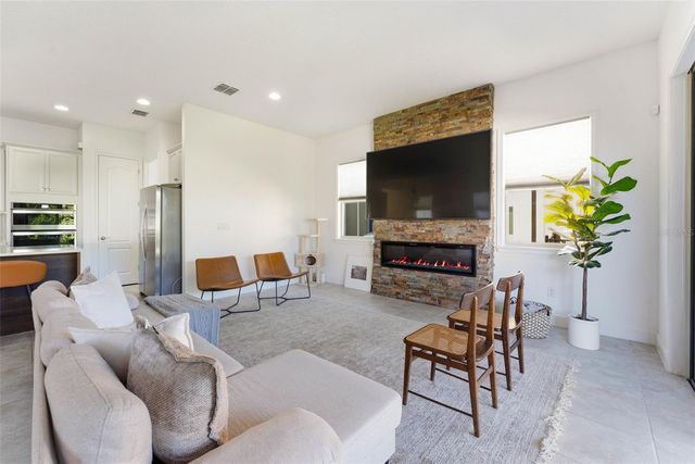 13261 OAKENSHAW LANE, Orlando, FL 32832