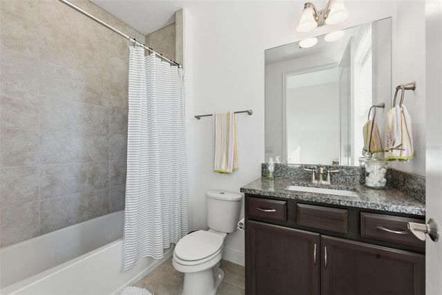 13261 OAKENSHAW LANE, Orlando, FL 32832