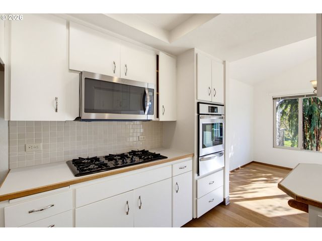 2624 Se BAYPOINT Dr 6, Vancouver, WA 98683