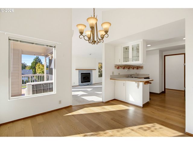 2624 Se BAYPOINT Dr 6, Vancouver, WA 98683