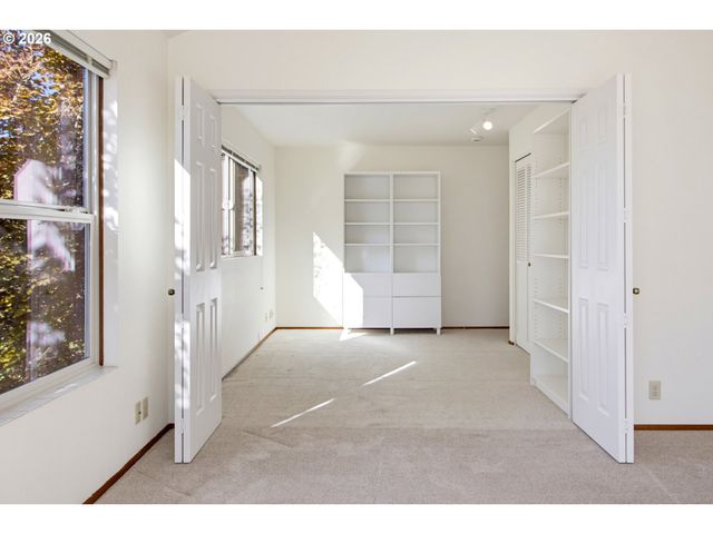 2624 Se BAYPOINT Dr 6, Vancouver, WA 98683