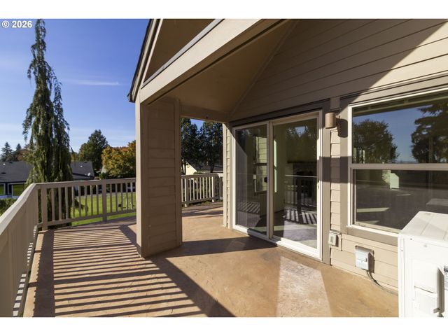 2624 Se BAYPOINT Dr 6, Vancouver, WA 98683