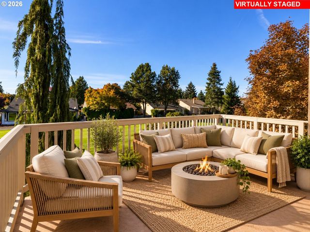 2624 Se BAYPOINT Dr 6, Vancouver, WA 98683