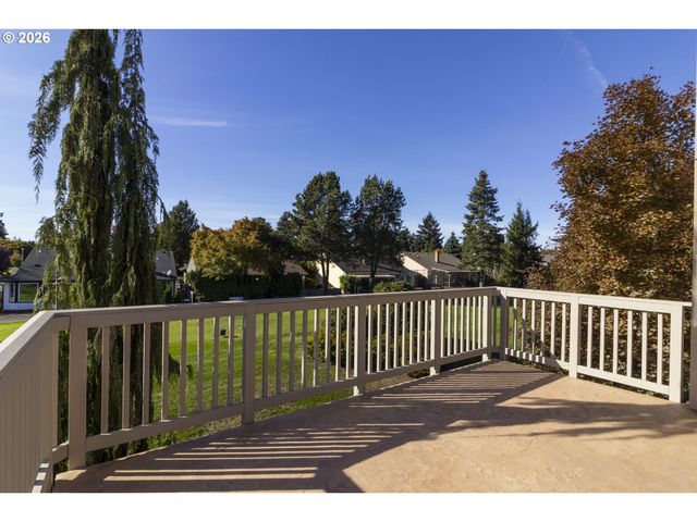 2624 Se BAYPOINT Dr 6, Vancouver, WA 98683