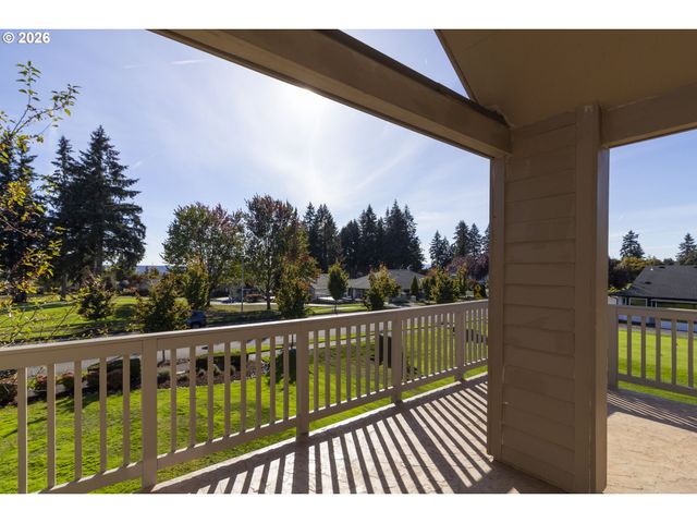2624 Se BAYPOINT Dr 6, Vancouver, WA 98683