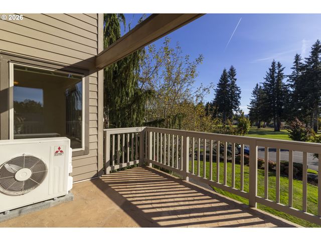 2624 Se BAYPOINT Dr 6, Vancouver, WA 98683