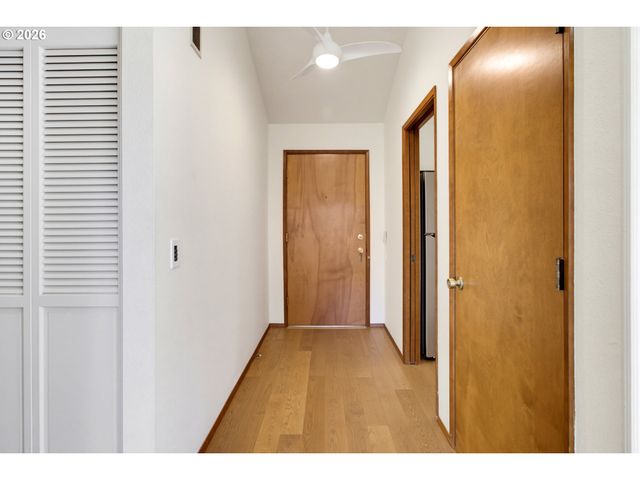 2624 Se BAYPOINT Dr 6, Vancouver, WA 98683