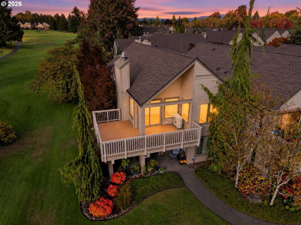 2624 Se BAYPOINT Dr 6, Vancouver, WA 98683