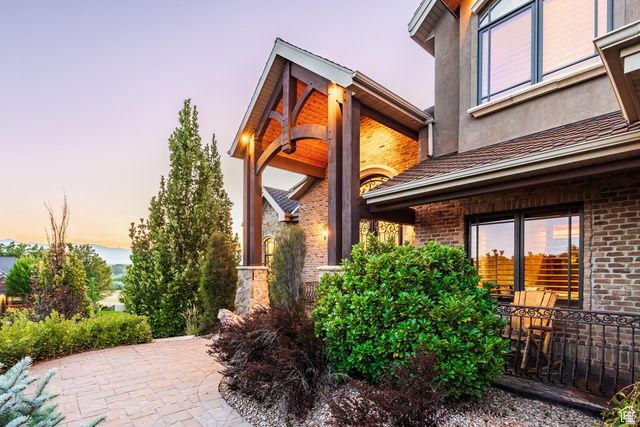 694 W CEPHUS RD, Draper, UT 84020