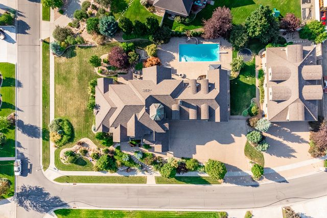 694 W CEPHUS RD, Draper, UT 84020