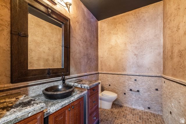 694 W CEPHUS RD, Draper, UT 84020