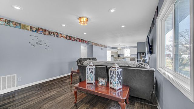 9517 W 126th Place, Cedar Lake, IN 46303