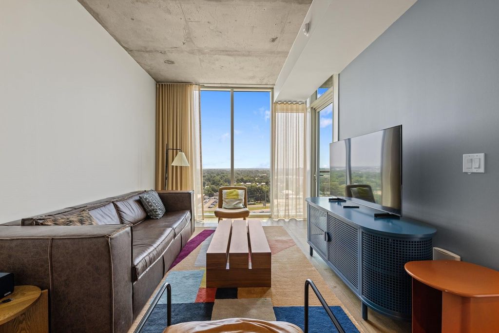48 East Ave 1607, Austin, TX 78701