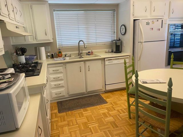 73220 N Desert Greens Drive N, Palm Desert, CA 92260