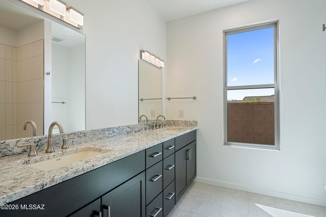 2074 W Spotted Toad Court, Tucson, AZ 85704