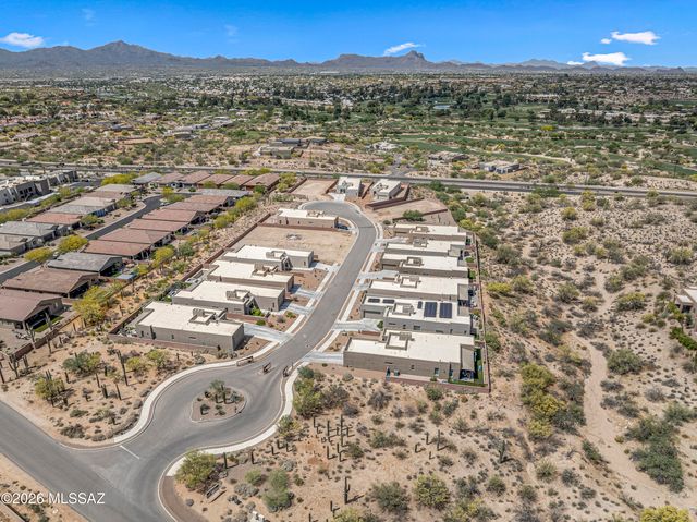2074 W Spotted Toad Court, Tucson, AZ 85704
