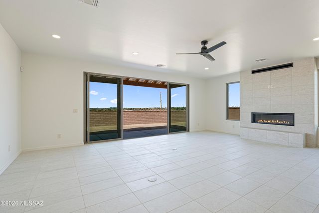 2074 W Spotted Toad Court, Tucson, AZ 85704