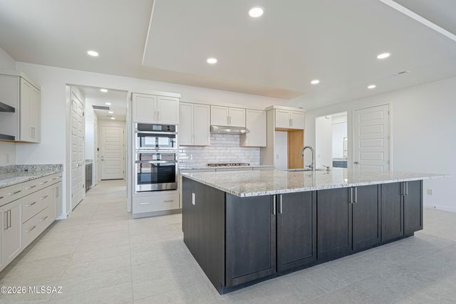 2074 W Spotted Toad Court, Tucson, AZ 85704