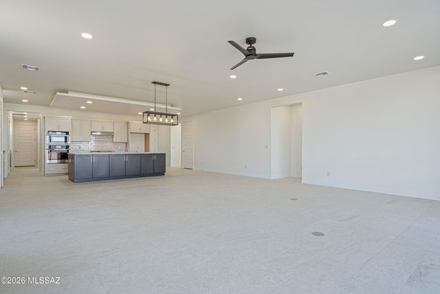 2074 W Spotted Toad Court, Tucson, AZ 85704