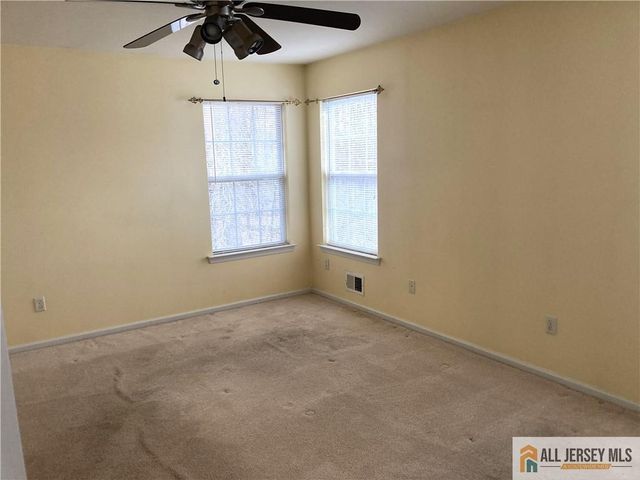 212 Hawthorne Road, North Brunswick, NJ 08902