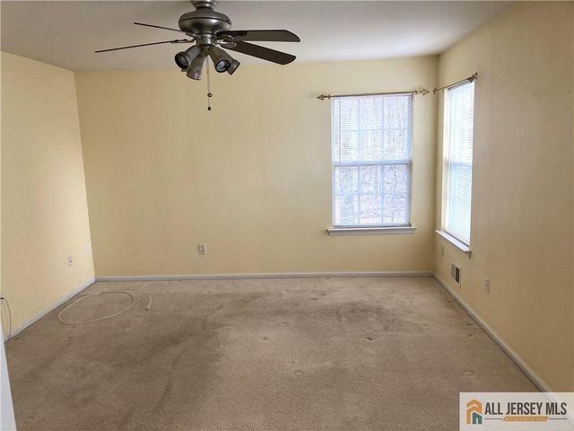 212 Hawthorne Road, North Brunswick, NJ 08902