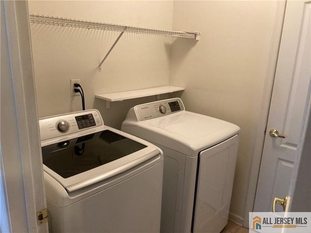 212 Hawthorne Road, North Brunswick, NJ 08902