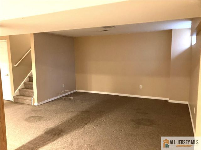 212 Hawthorne Road, North Brunswick, NJ 08902