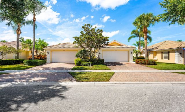 8413 Cozumel Lane, Wellington, FL 33414
