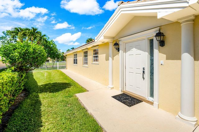 8413 Cozumel Lane, Wellington, FL 33414