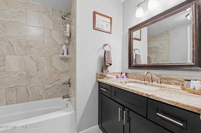 22107 Spence Street, Pass Christian, MS 39571