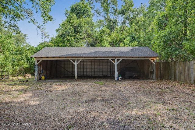 22107 Spence Street, Pass Christian, MS 39571