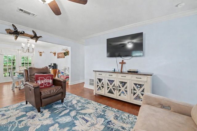 22107 Spence Street, Pass Christian, MS 39571