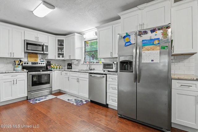 22107 Spence Street, Pass Christian, MS 39571