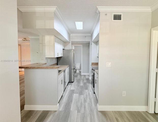 100 SW 117th Terrace 2207, Pembroke Pines, FL 33025